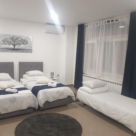 Marko Airport Rooms Velika Gorica Ngoại thất bức ảnh