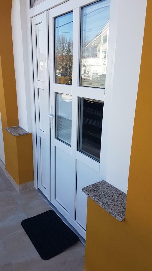 Marko Airport Rooms Velika Gorica Ngoại thất bức ảnh