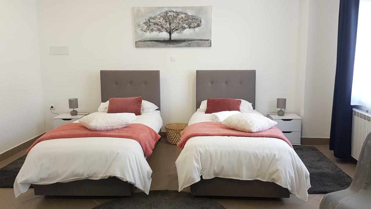 Marko Airport Rooms Velika Gorica Ngoại thất bức ảnh