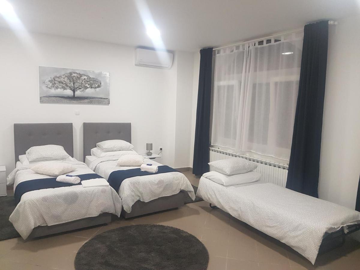 Marko Airport Rooms Velika Gorica Ngoại thất bức ảnh